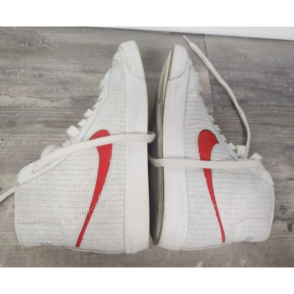 Nike By You ID Blazer Mid 77 Women's Sz. 6 Light Grey / Red - Picture 6 of 9
